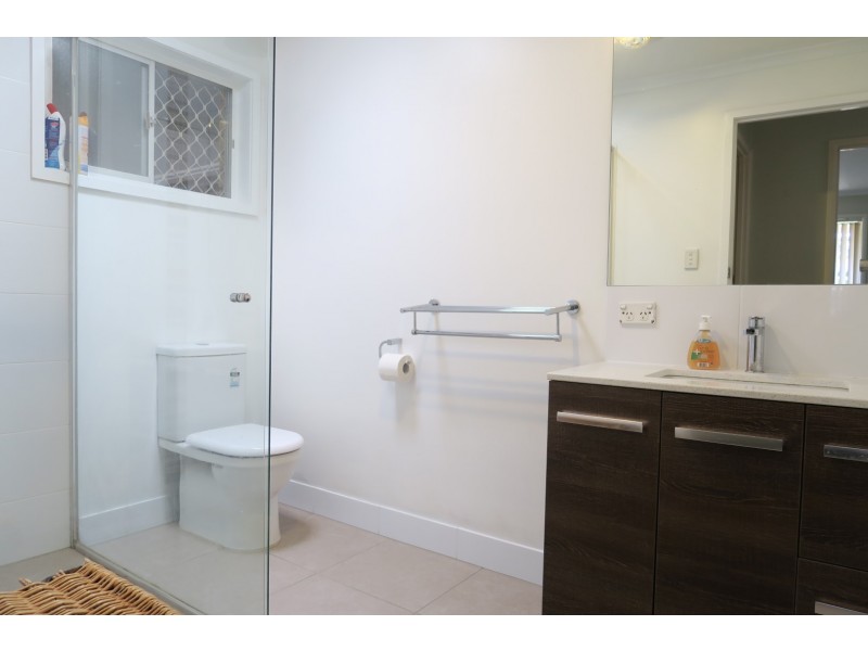 20 Olbern Crescent, Yamanto QLD 4305