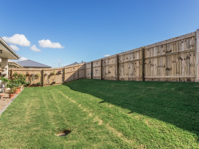 21 Fyfe Street, Walloon QLD 4306