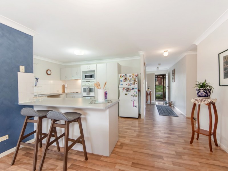 12 Jonquil Circuit, Flinders View QLD 4305