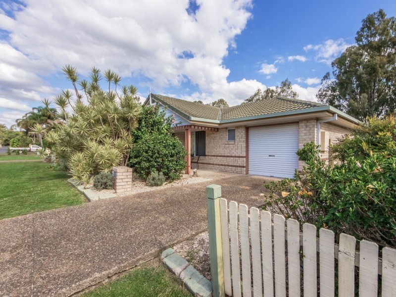12 Jonquil Circuit, Flinders View QLD 4305