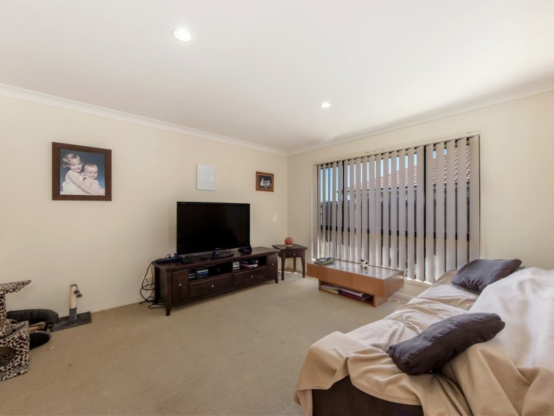 21 Aramac Street, Brassall QLD 4305