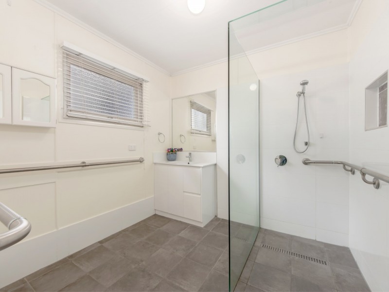 8 Walloon Road, Rosewood QLD 4340