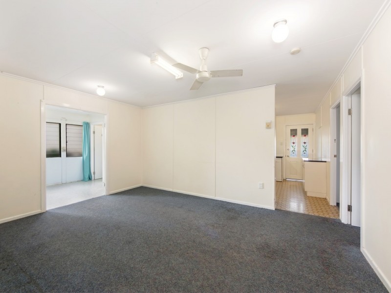 8 Walloon Road, Rosewood QLD 4340