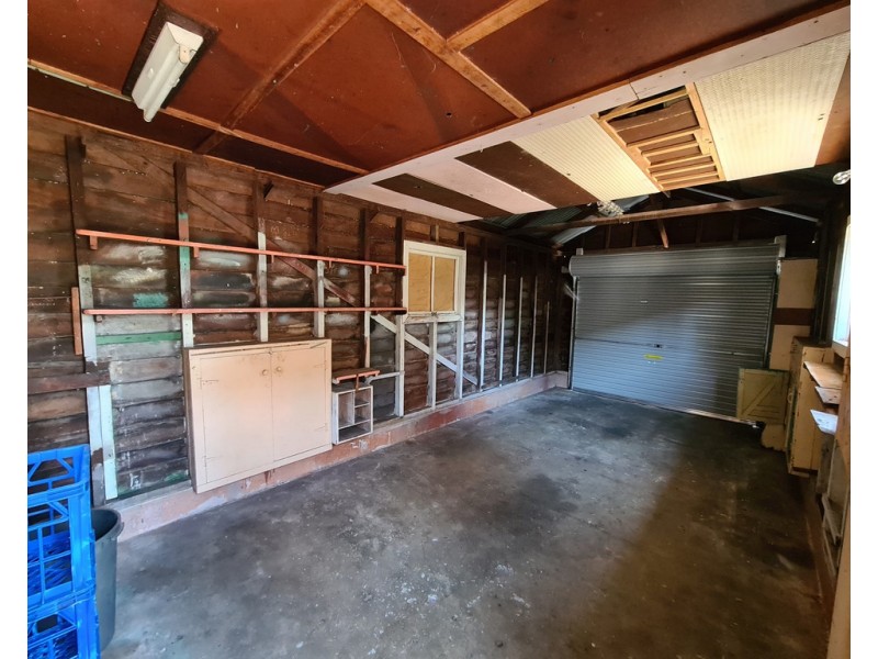 54 Blackstone Road, Newtown QLD 4305