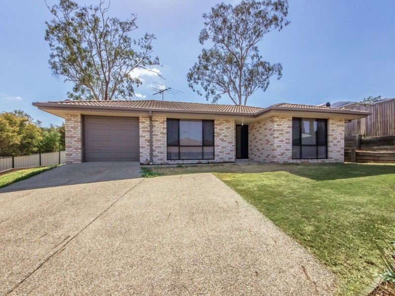 8b Phoenix Court, Churchill QLD 4305