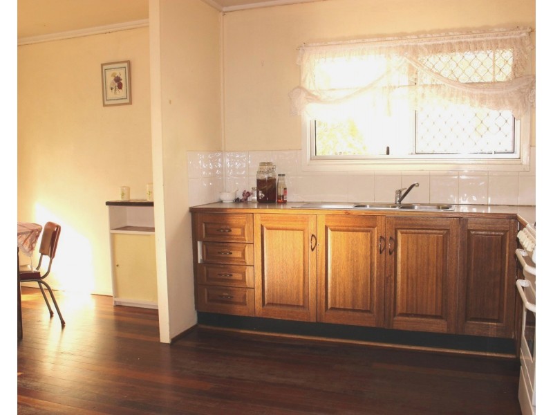 1 Finch Street, Leichhardt QLD 4305