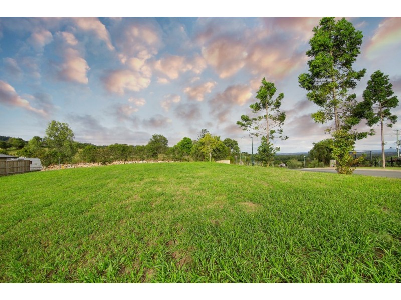 48 Upper John Street, Rosewood QLD 4340