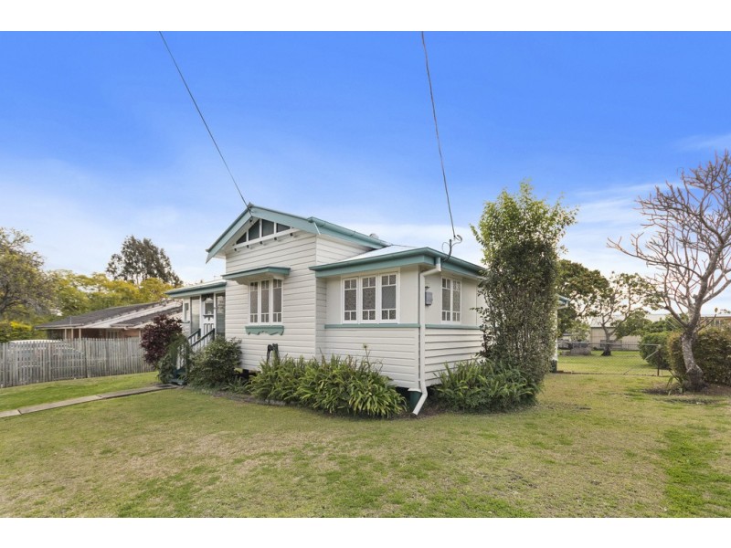 86 Jacaranda Street, East Ipswich QLD 4305