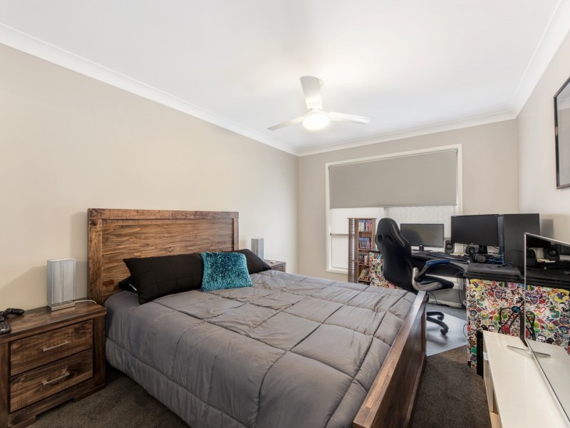 52 Mellor Place, Brassall QLD 4305