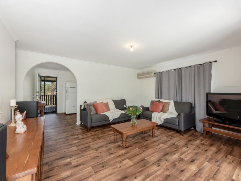 128-130 Berry Street, Yamanto QLD 4305