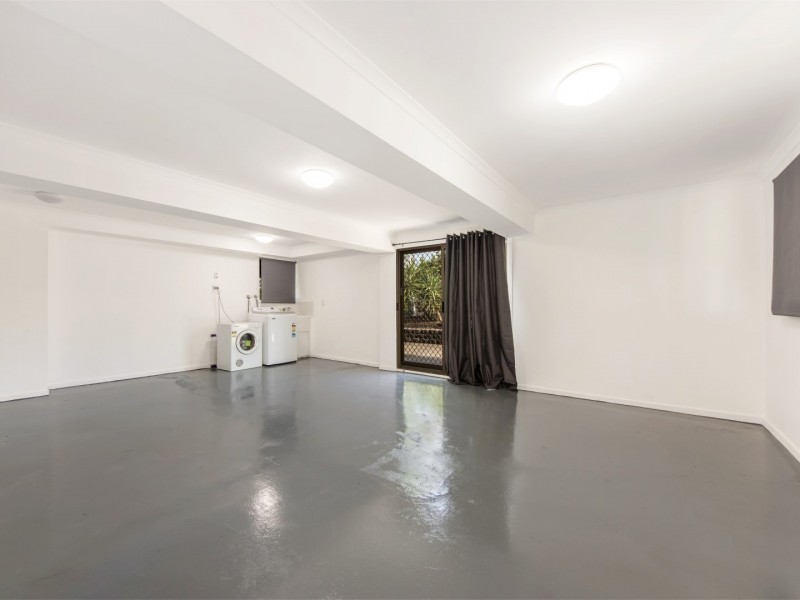 128-130 Berry Street, Yamanto QLD 4305
