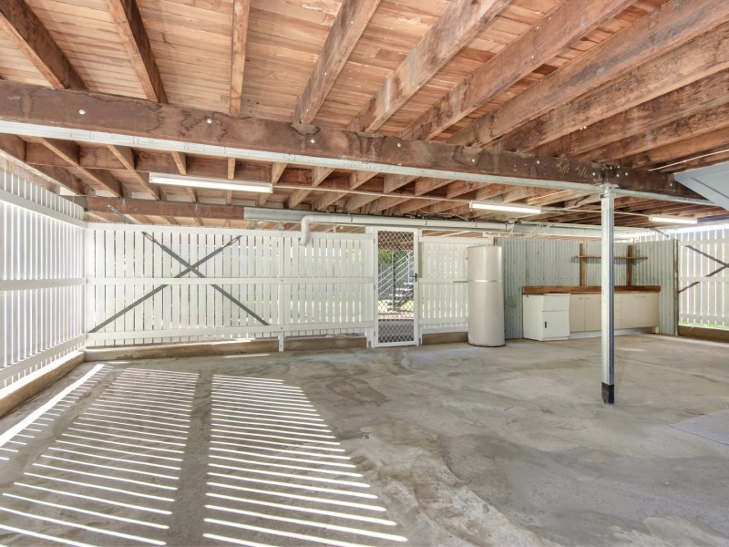 36 Briggs Road, Raceview QLD 4305