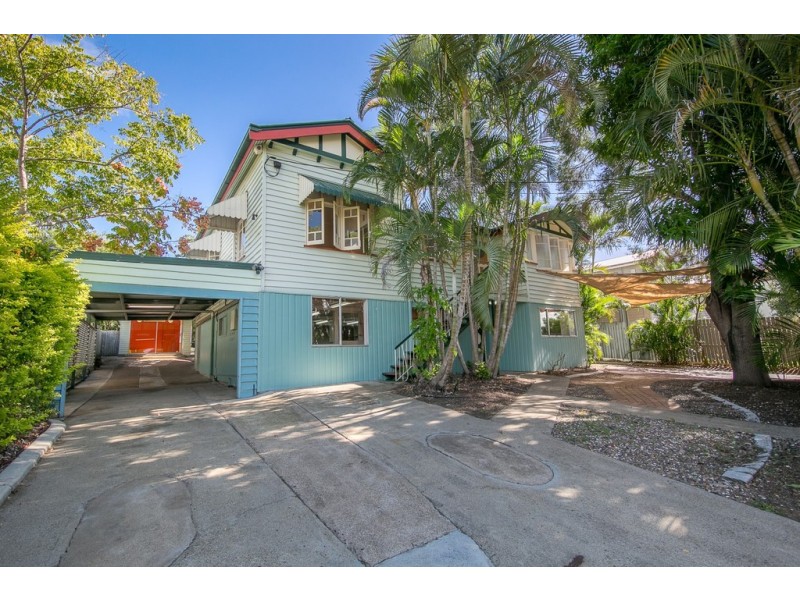 17 Macquarie Street, Booval QLD 4304