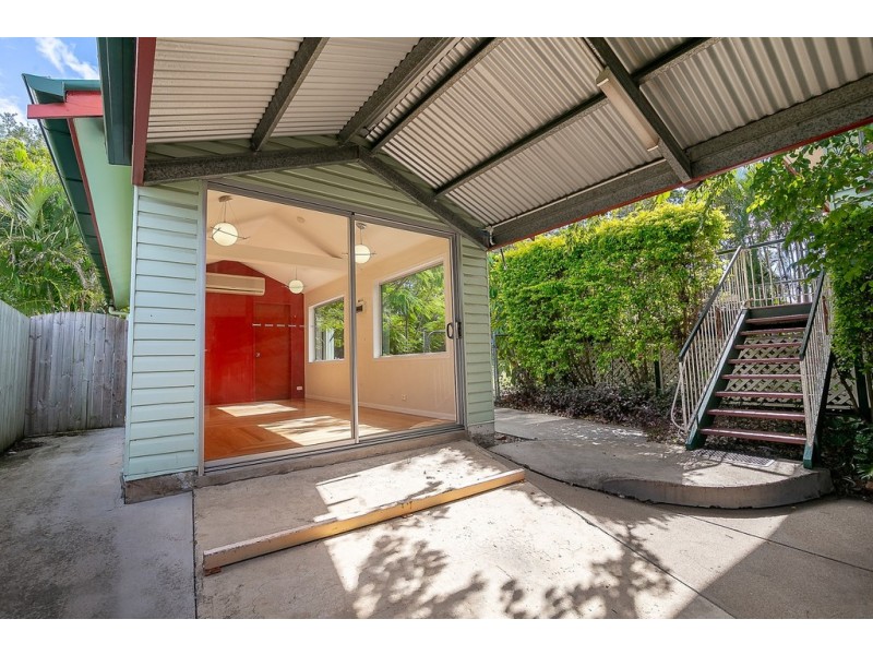 17 Macquarie Street, Booval QLD 4304