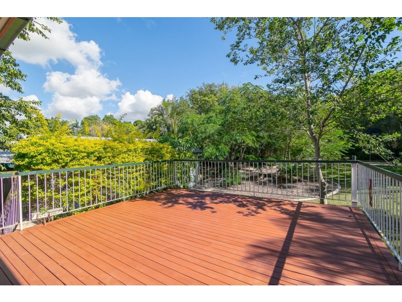17 Macquarie Street, Booval QLD 4304