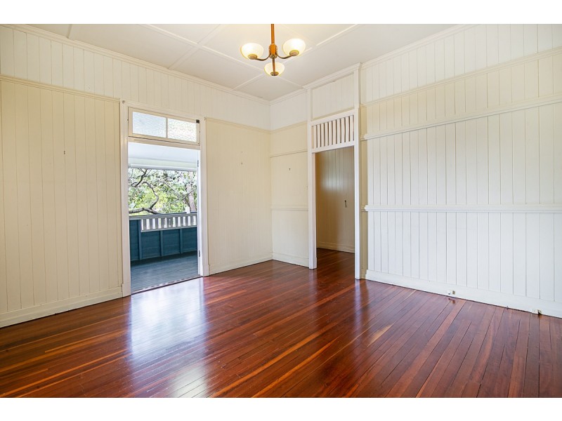 23 Park Street, Ipswich QLD 4305