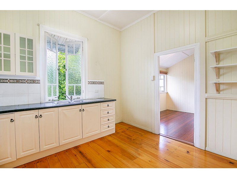 23 Park Street, Ipswich QLD 4305