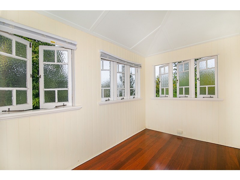 23 Park Street, Ipswich QLD 4305