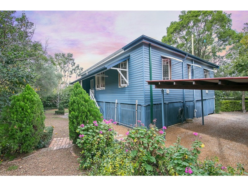 23 Park Street, Ipswich QLD 4305