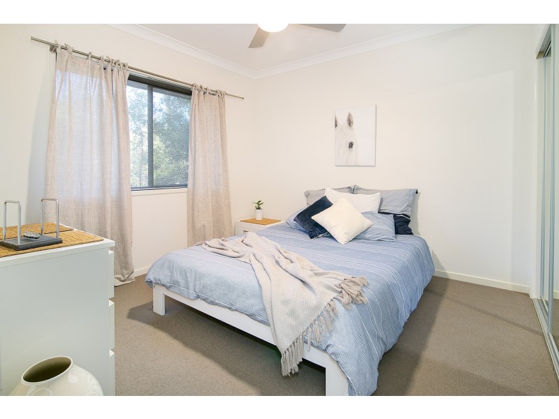 30 Shiloh Court, Pine Mountain QLD 4306