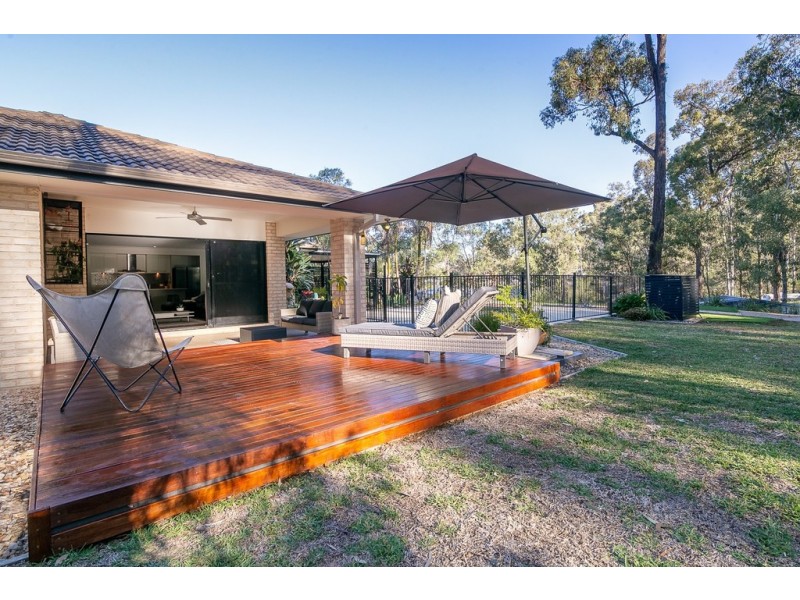30 Shiloh Court, Pine Mountain QLD 4306