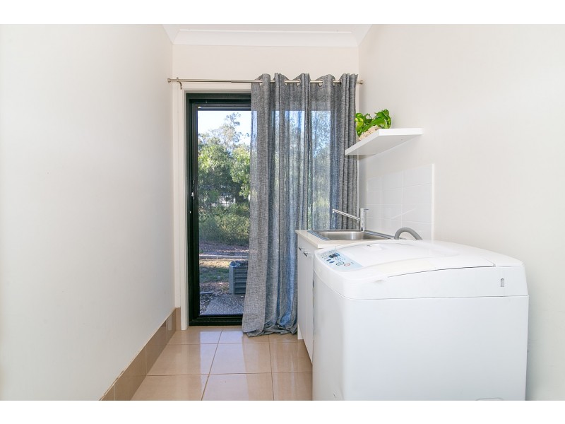 30 Shiloh Court, Pine Mountain QLD 4306