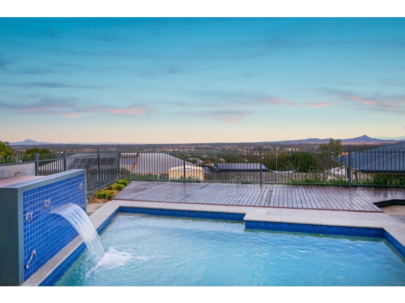 22 Normanton Close, Rosewood QLD 4340