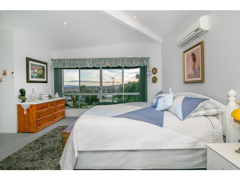 22 Normanton Close, Rosewood QLD 4340