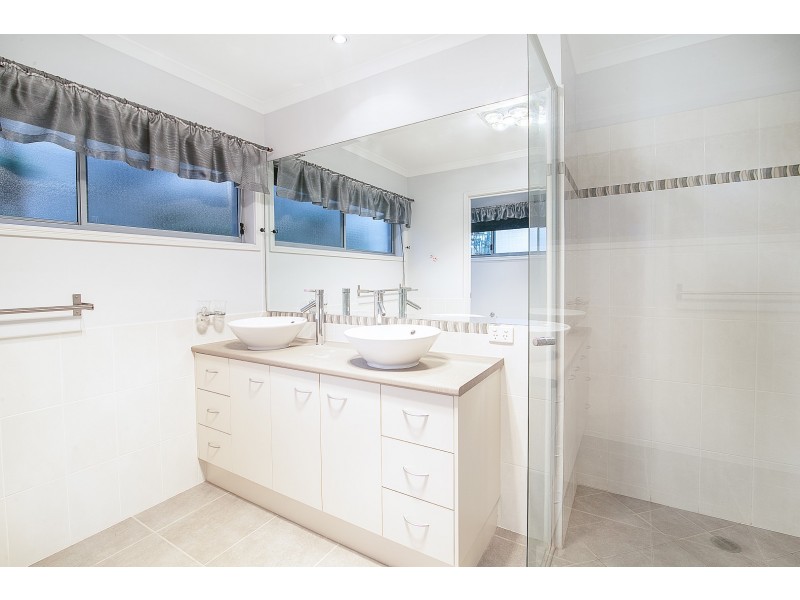 22 Normanton Close, Rosewood QLD 4340
