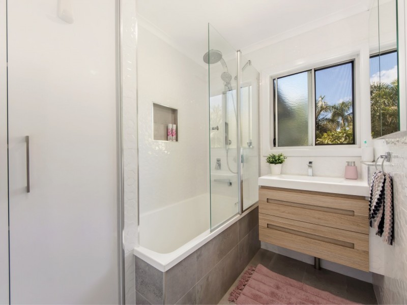 10 Ashfield Street, North Ipswich QLD 4305