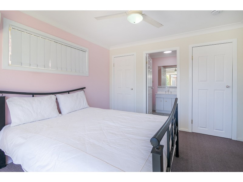 29 Burgess Street, Raceview QLD 4305