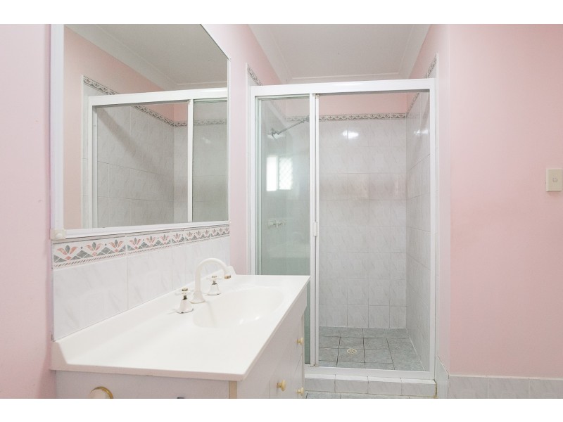 29 Burgess Street, Raceview QLD 4305