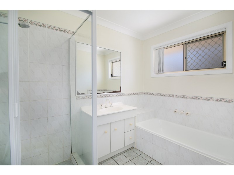 29 Burgess Street, Raceview QLD 4305