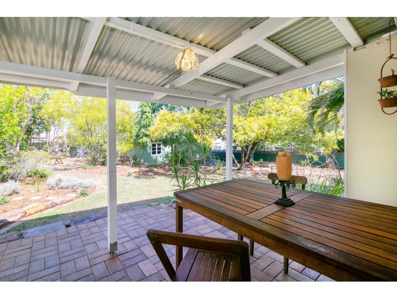 5 Morris Street, Silkstone QLD 4304