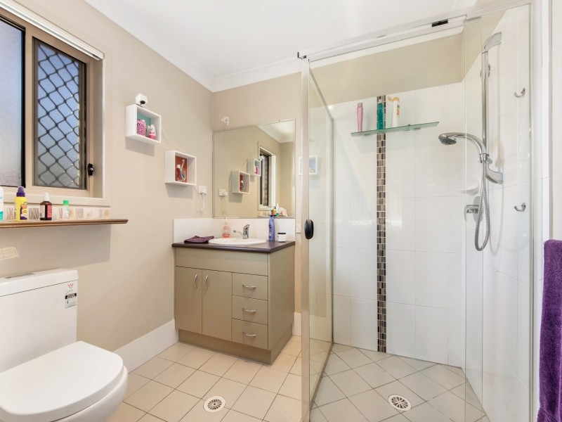 12 Armani Avenue, Wulkuraka QLD 4305