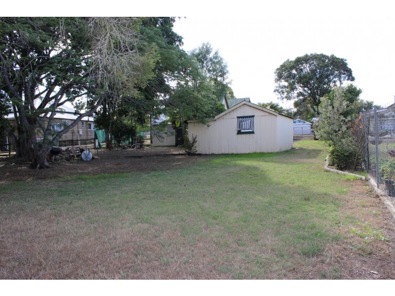 6 Waight Street, Rosewood QLD 4340