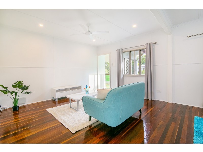 1 Robin Street, Coalfalls QLD 4305