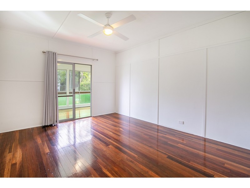 1 Robin Street, Coalfalls QLD 4305
