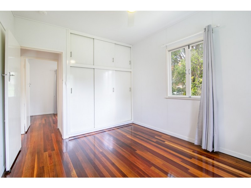 1 Robin Street, Coalfalls QLD 4305