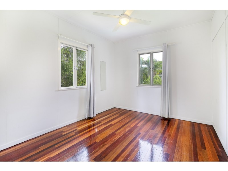 1 Robin Street, Coalfalls QLD 4305