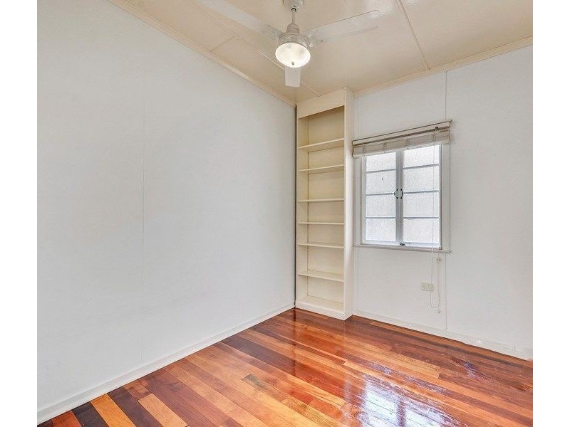 27 Hawthorne Street, Coalfalls QLD 4305