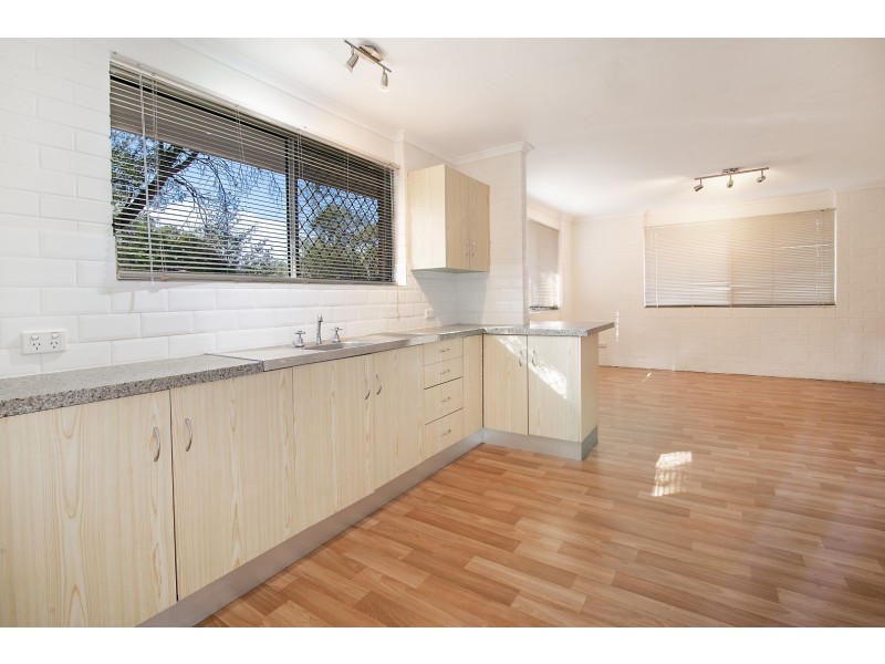 16 Cockrem Street, Brassall QLD 4305