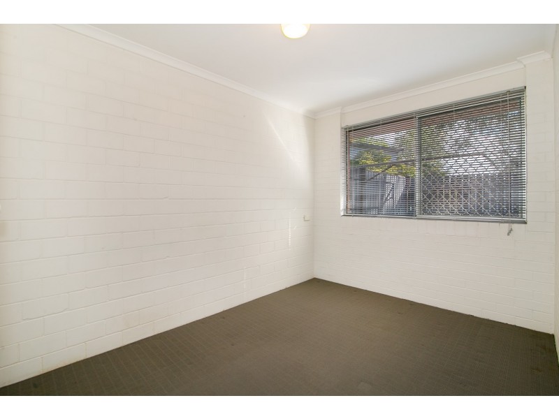 16 Cockrem Street, Brassall QLD 4305