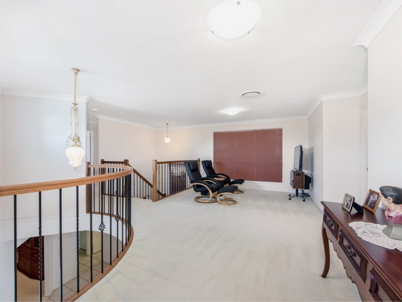 33 Highmead Drive, Brassall QLD 4305