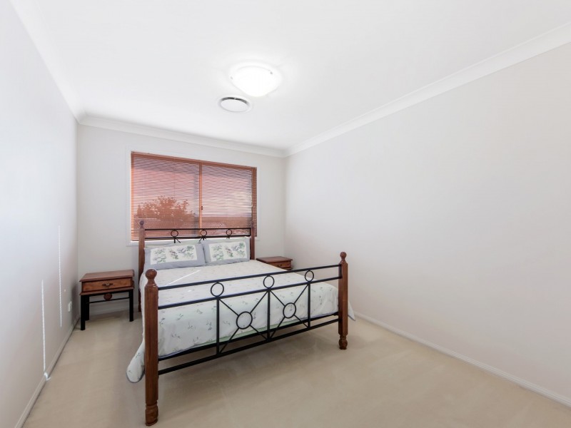 33 Highmead Drive, Brassall QLD 4305