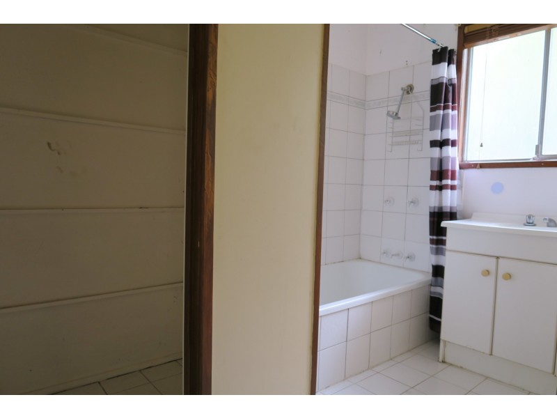 331 Whitehill Road, Flinders View QLD 4305