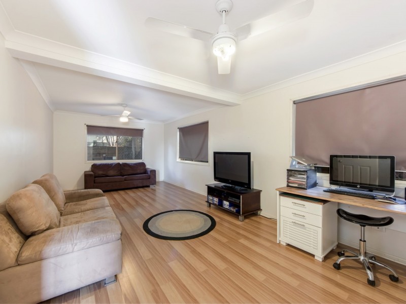 22 Glode Avenue, Churchill QLD 4305