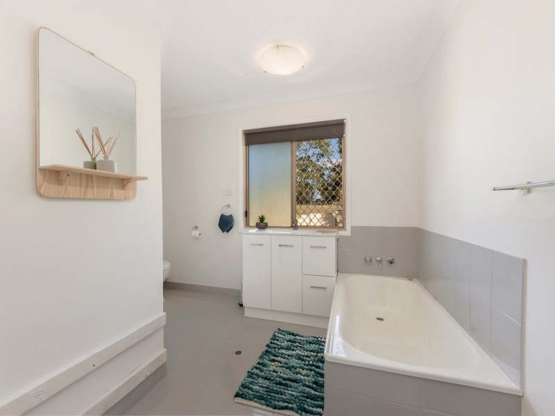 22 Glode Avenue, Churchill QLD 4305