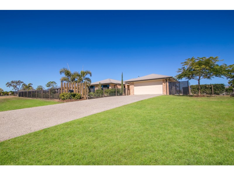 10 Ivory Close, Peak Crossing QLD 4306