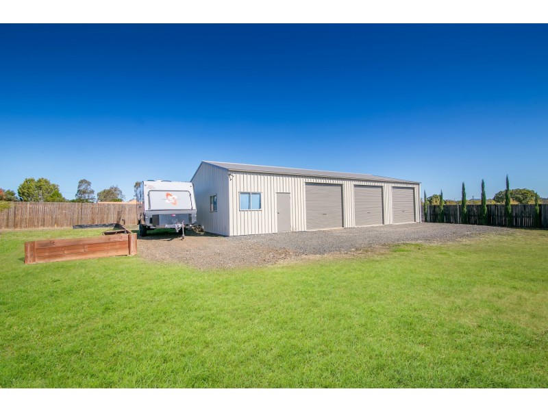 10 Ivory Close, Peak Crossing QLD 4306